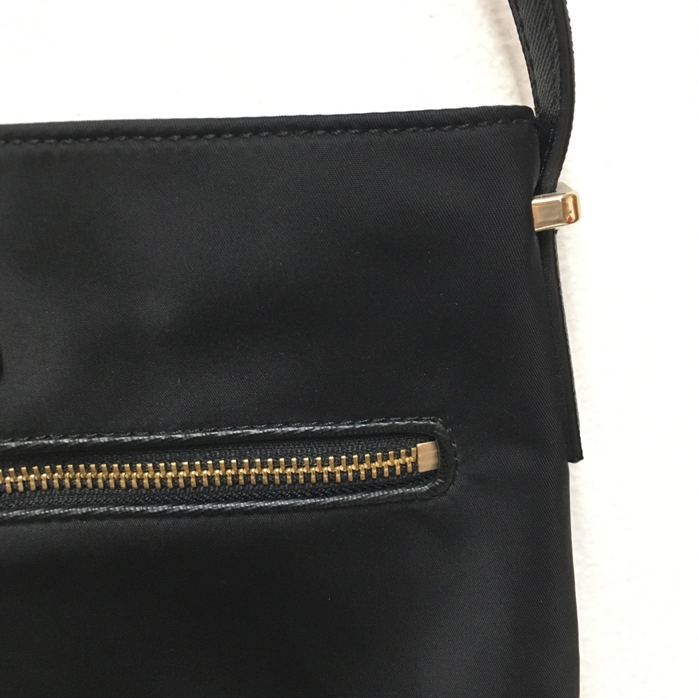 Kate Spade Medium Nylon Crossbody Handbag Black Gold Classic Preppy - Picture 5 of 16